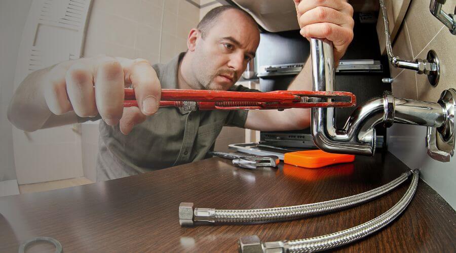 Professional water heater repair in Conroe, TX